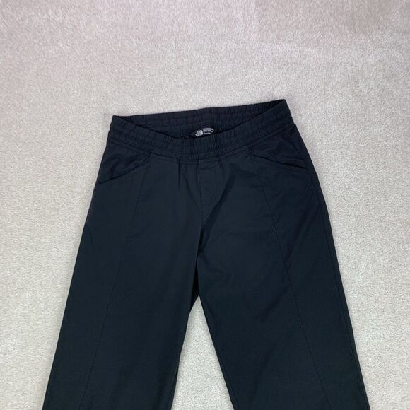 The North Face Lightweight Pants Black Stretch Fabric Slim Leg Outdoors Size 4 - Picture 2 of 15